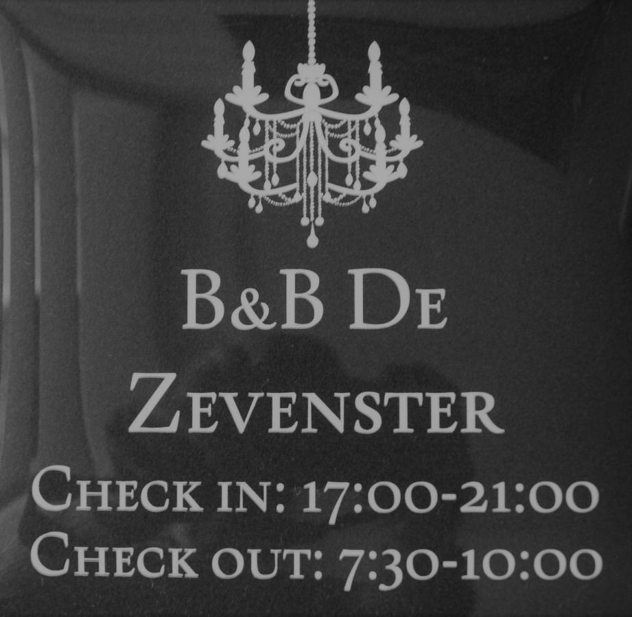 Bed and Breakfast De Zevenster "Gevestigd Aan De Winkelstraat" Kampen Exterior foto