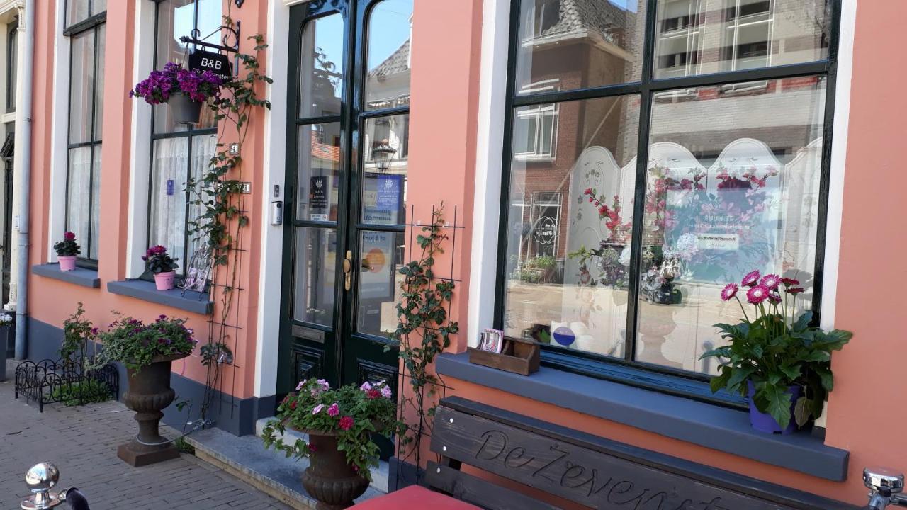 Bed and Breakfast De Zevenster "Gevestigd Aan De Winkelstraat" Kampen Exterior foto