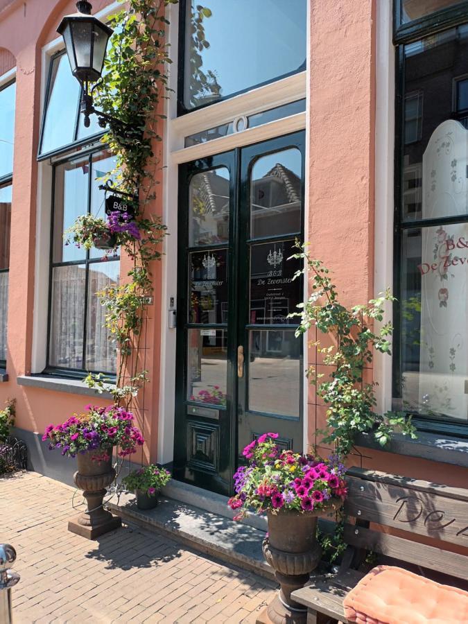 Bed and Breakfast De Zevenster "Gevestigd Aan De Winkelstraat" Kampen Exterior foto