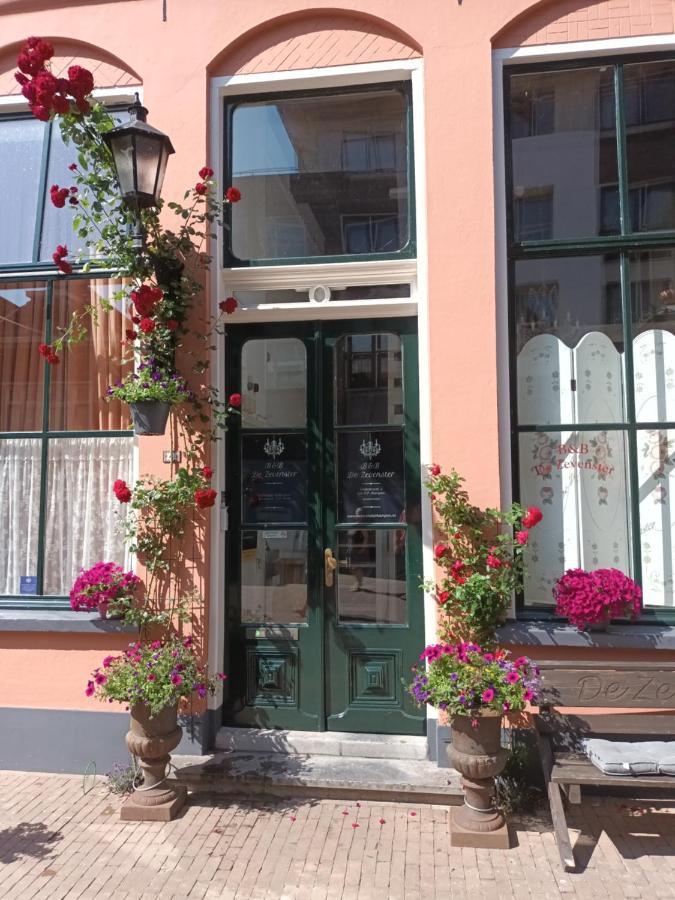 Bed and Breakfast De Zevenster "Gevestigd Aan De Winkelstraat" Kampen Exterior foto